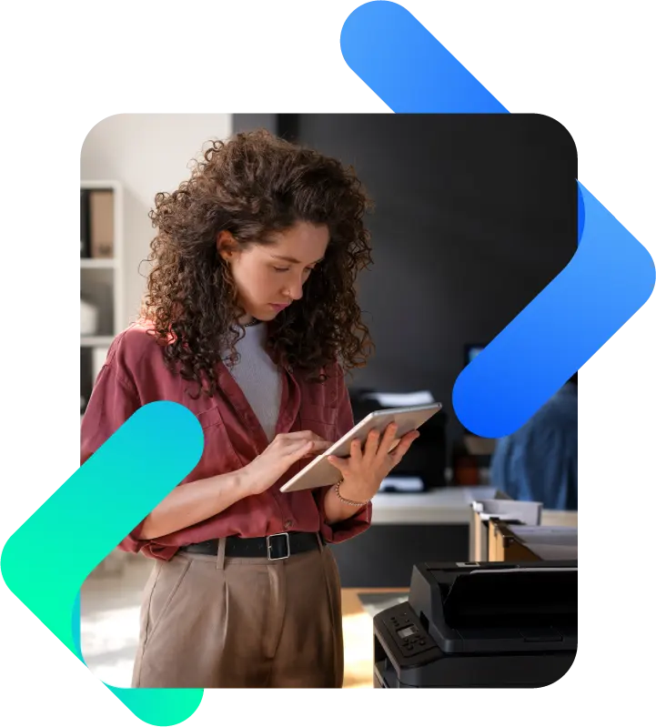 Usuária acessando recursos de impressão segura